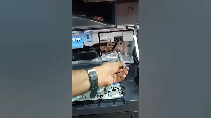 Kyocera 3212i waste toner box and paper waste remove cleaning process #kyocera #3212i #xeroxmachine