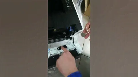 Kyocera p2235dn problem with toner sensor - coin solution